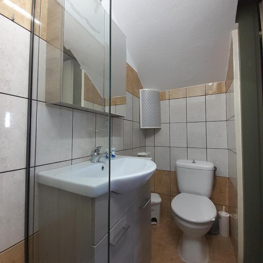 Willa Petrakis Afrathias Garden House Kalamaki  Zewnętrze zdjęcie